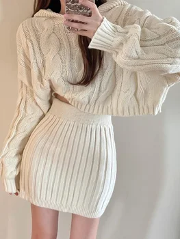 Комплекты женских свитеров и юбок HELIAR, трикотажные комплекты облегающих юбок с капюшоном и эластичной талией для женщин, осень-зима 2023 г.