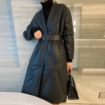 Зимняя кожаная куртка 2023, женские черные модные пуховые пальто из искусственной кожи, Стеганое пальто средней длины с поясом, Шикарное пальто, женская верхняя одежда